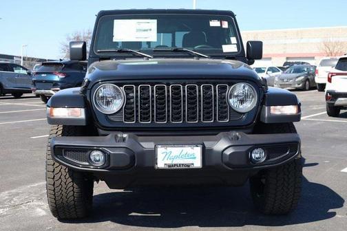 2025 Jeep Gladiator Nighthawk