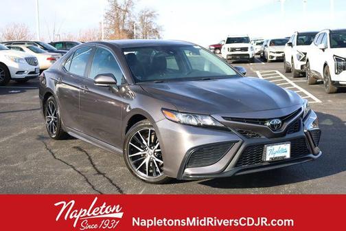 2024 Toyota Camry SE