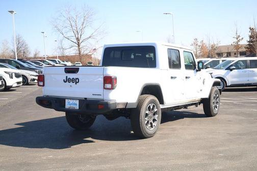 2026 Jeep Gladiator Sahara 4x4