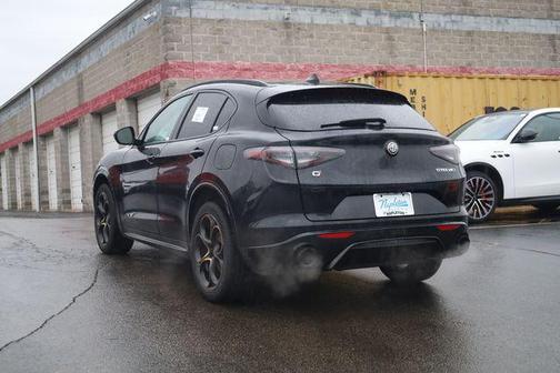 2025 Alfa Romeo Stelvio Sprint AWD