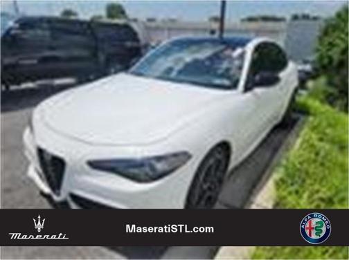 2022 Alfa Romeo Giulia Veloce
