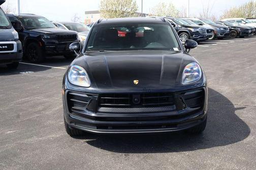 2023 Porsche Macan Macan S