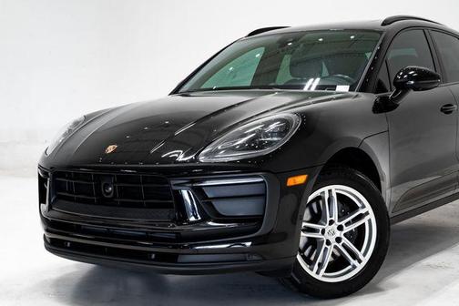 2023 Porsche Macan Macan S