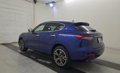 Blu Emozione Metallic 2023 Maserati Levante GT
