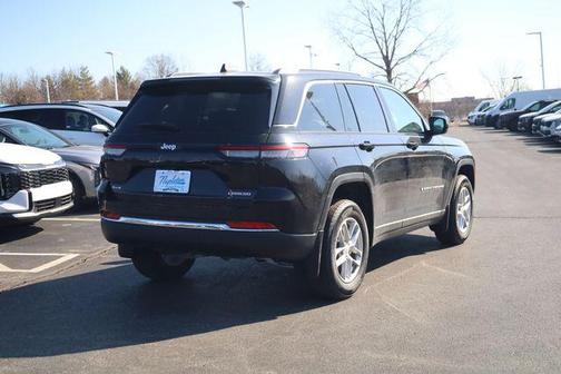 2026 Jeep Grand Cherokee Laredo