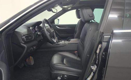 Nero Ribelle Metallic 2023 Maserati Levante GT