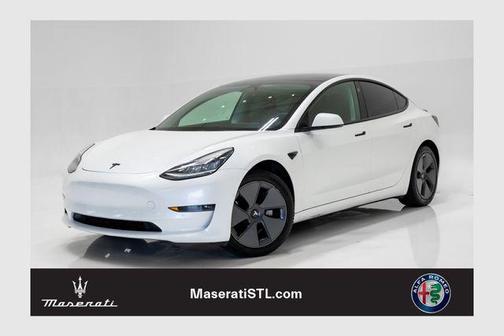 Pearl White Multi-Coat 2022 Tesla Model 3 Long Range
