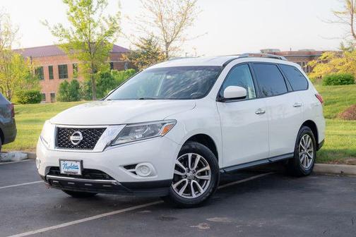 2016 Nissan Pathfinder S