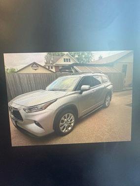 Celestial Silver Metallic 2023 Toyota Highlander Limited