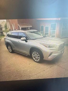 Celestial Silver Metallic 2023 Toyota Highlander Limited
