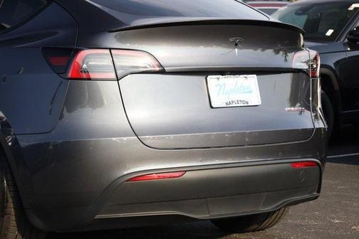 2022 Tesla Model Y Performance Dual Motor All-Wheel Drive