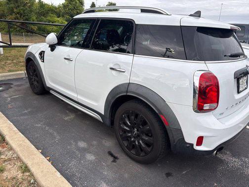 Light White 2018 MINI Countryman Cooper S