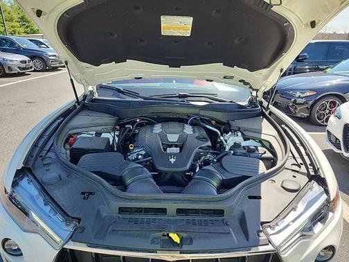 2021 Maserati Levante Base