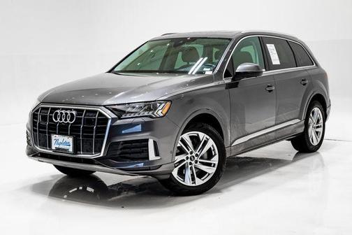 Samurai Gray Metallic 2023 Audi Q7 45 Premium Plus