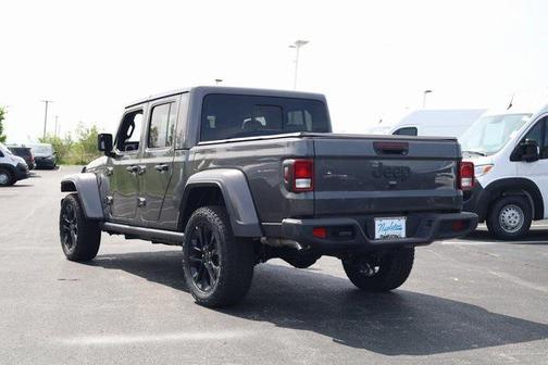 2025 Jeep Gladiator Nighthawk