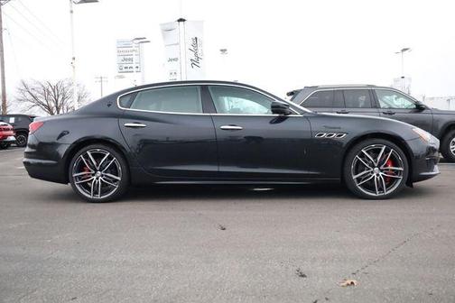 2024 Maserati Quattroporte Modena Ultima Q4