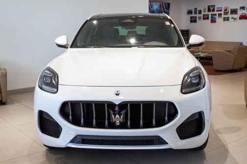 Bianco 2025 Maserati Grecale Base