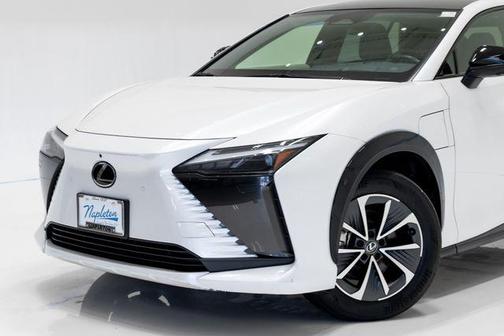 White Pearl 2024 Lexus RZ 450e Premium