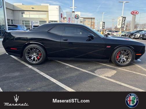 2015 Dodge Challenger SRT 392