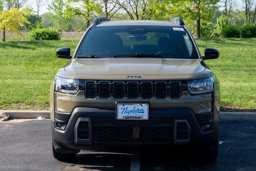 2026 Jeep Cherokee Laredo 4x4