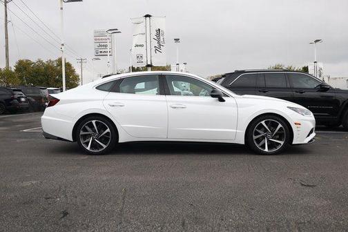 2021 Hyundai SONATA SEL Plus