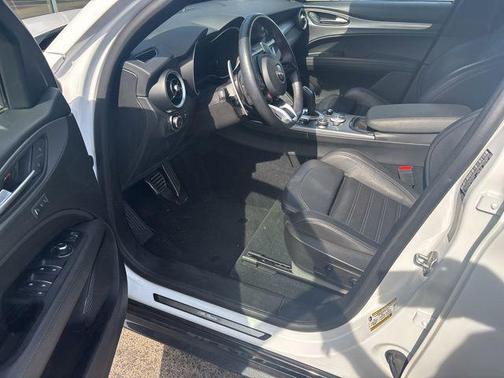 Alfa White 2024 Alfa Romeo Stelvio Veloce AWD