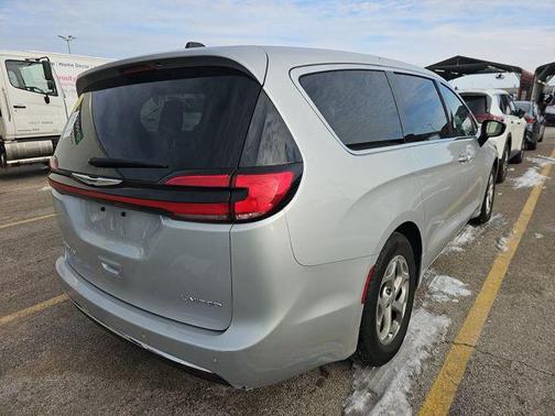 2024 Chrysler Pacifica Limited