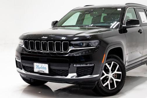 Diamond Black Crystal Pearlcoat 2024 Jeep Grand Cherokee L Limited