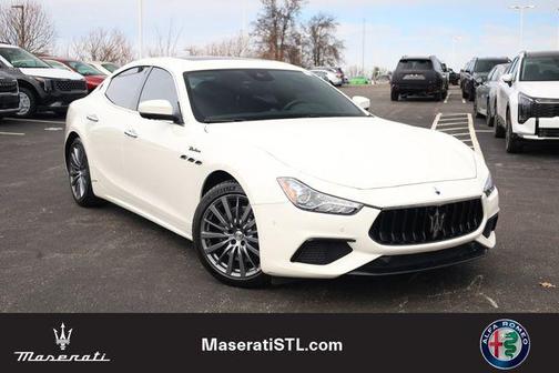 2022 Maserati Ghibli Modena Q4