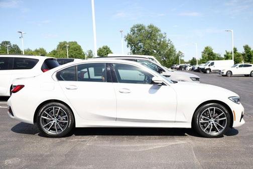 2022 BMW 330 xDrive