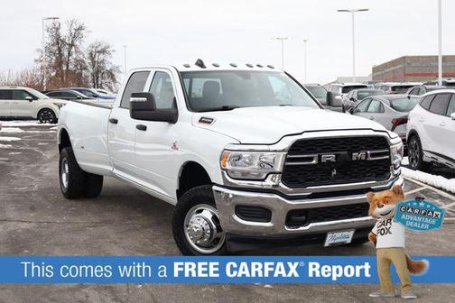 2023 RAM 3500 Tradesman Crew Cab 4x4 8' Box