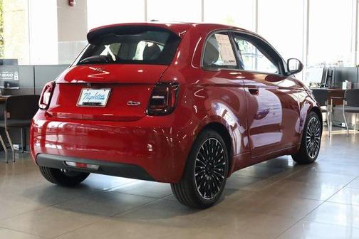 2024 FIAT 500e INSPI(RED) FWD