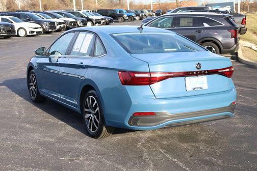 2025 Volkswagen Jetta 1.5T SE