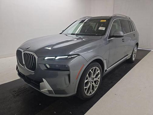 Skyscraper Grey Metallic 2024 BMW X7 xDrive40i