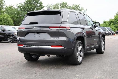 2022 Jeep Grand Cherokee 4xe Base