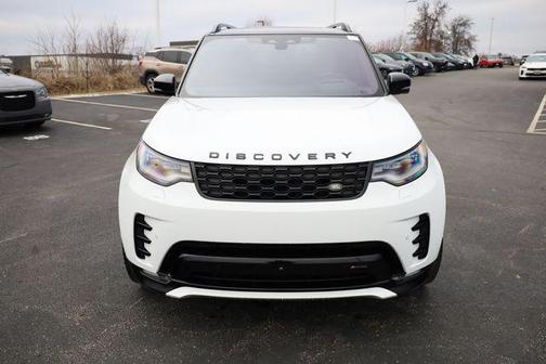 2023 Land Rover Discovery P300 S R-Dynamic