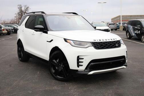 2023 Land Rover Discovery P300 S R-Dynamic