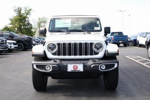 2025 Jeep Wrangler 4-Door Sahara 4x4