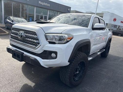 2017 Toyota Tacoma Base