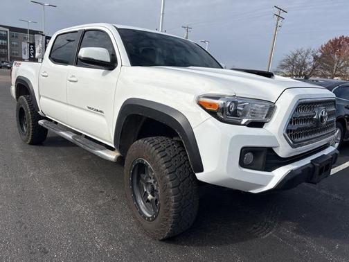 2017 Toyota Tacoma Base