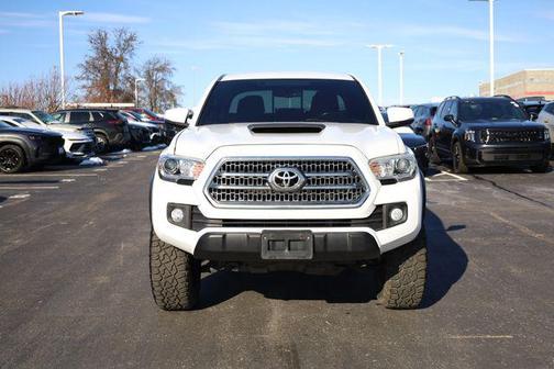 2017 Toyota Tacoma Base