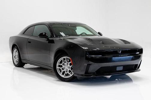 Diamond Black Crystal Pearlcoat 2025 Dodge Charger Daytona R/T