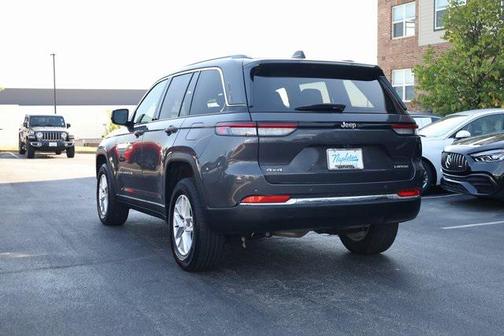 2023 Jeep Grand Cherokee Laredo