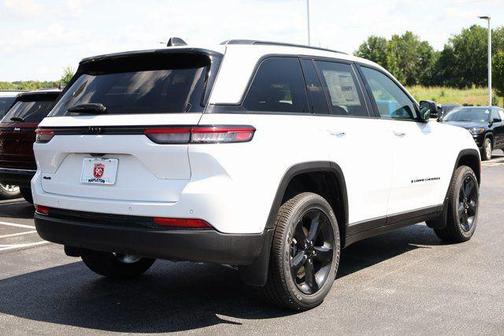 2025 Jeep Grand Cherokee Altitude