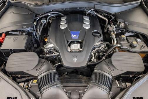 Silk 2019 Maserati Levante S GranLusso