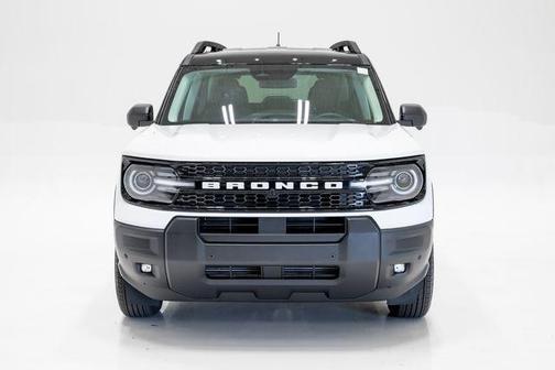Oxford White 2025 Ford Bronco Sport Outer Banks
