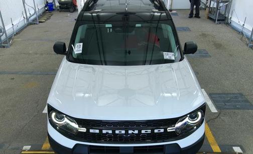 Oxford White 2025 Ford Bronco Sport Outer Banks