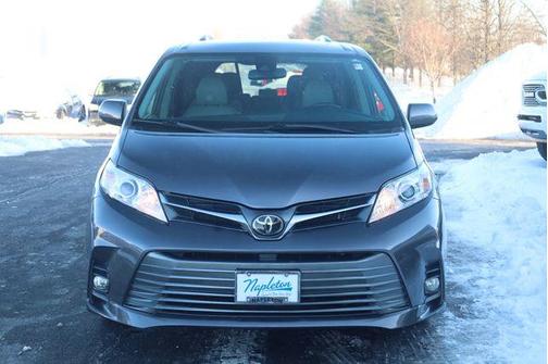 2020 Toyota Sienna XLE Premium