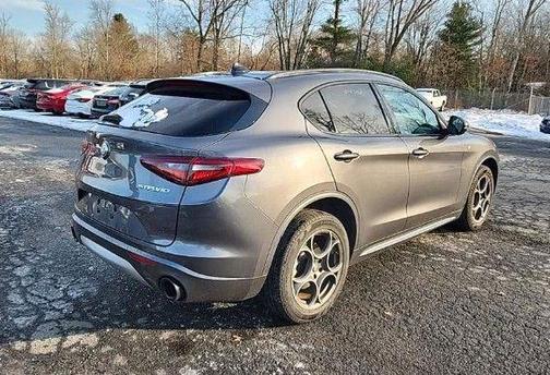 2023 Alfa Romeo Stelvio Ti