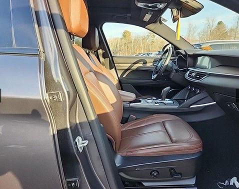 2023 Alfa Romeo Stelvio Ti